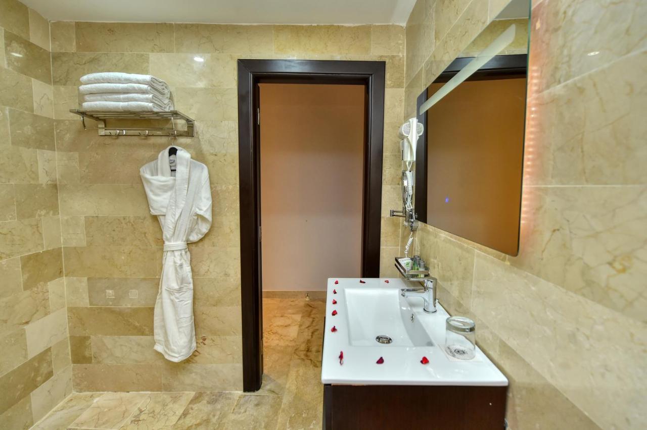 Mf Hotel Oran Bir El Djir Екстер'єр фото