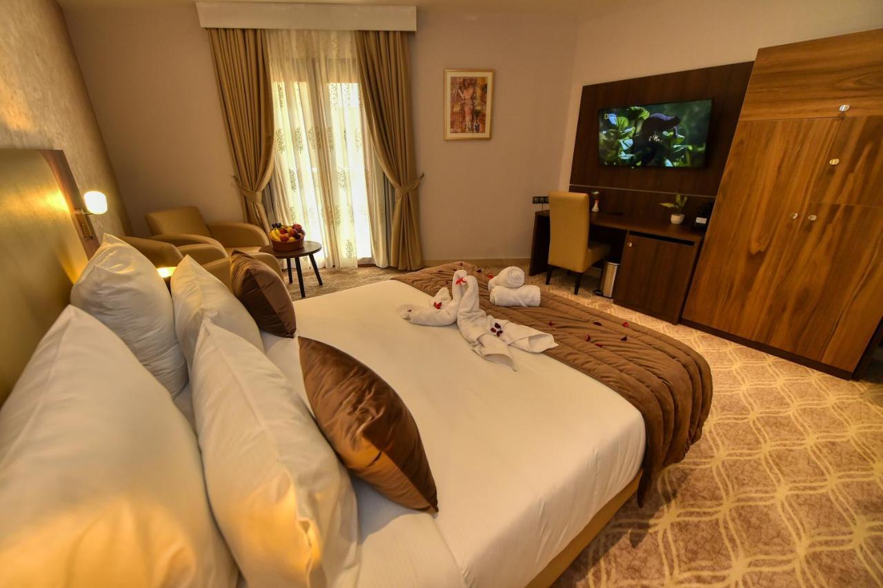 Mf Hotel Oran Bir El Djir Екстер'єр фото