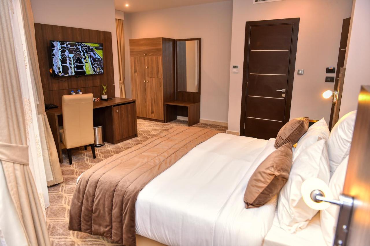 Mf Hotel Oran Bir El Djir Екстер'єр фото